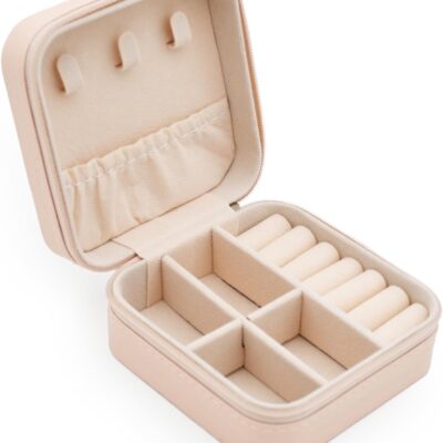 MODENGKONGJIAN Mini Jewelry Travel Case, PU Leather Organizer Box, Small Portable Jewellery Storage Holder for Womens Rings Earrings Necklaces Bracelets (Pink)